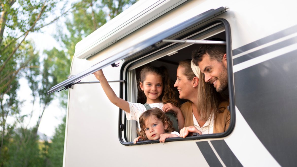 Camping-car intégral d'occasion : équipements essentiels et avantages